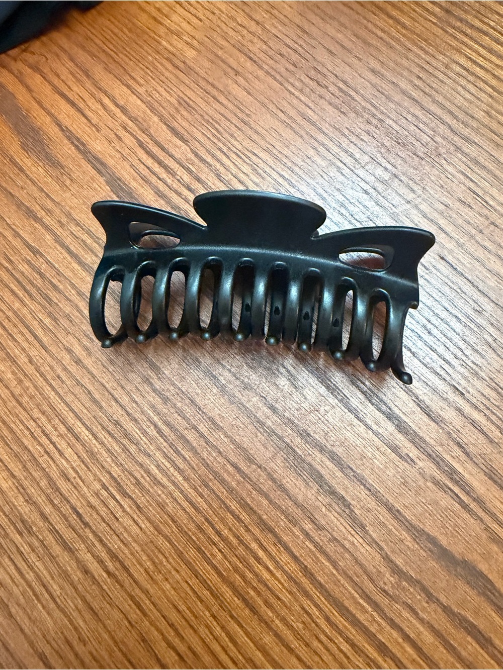 Black Hair Claw Clip - Essential Styling Accessory